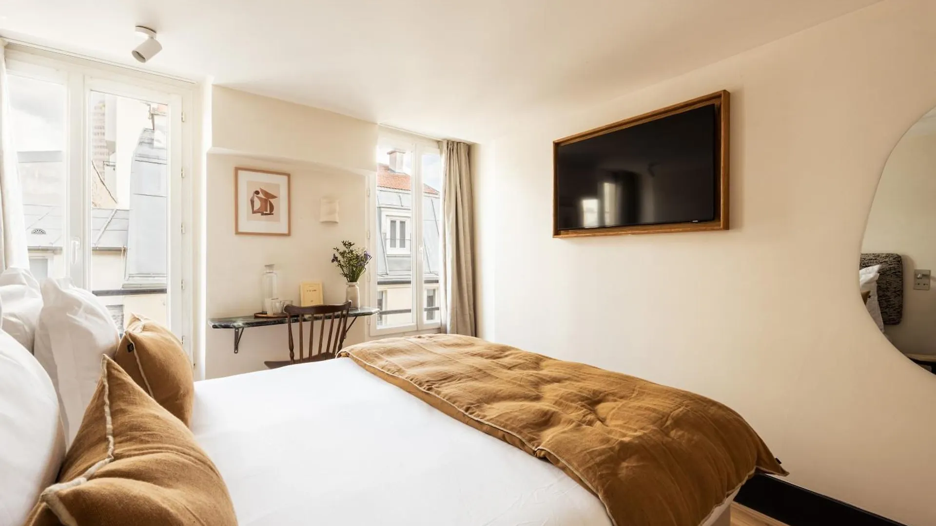 Hotel De La Gaite Париж 3*,