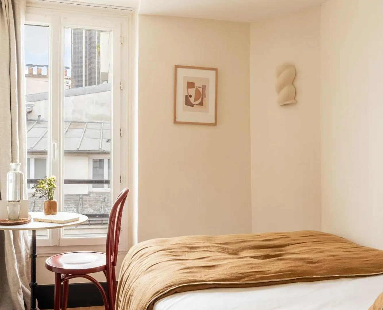Hotel De La Gaite Paris 3*,
