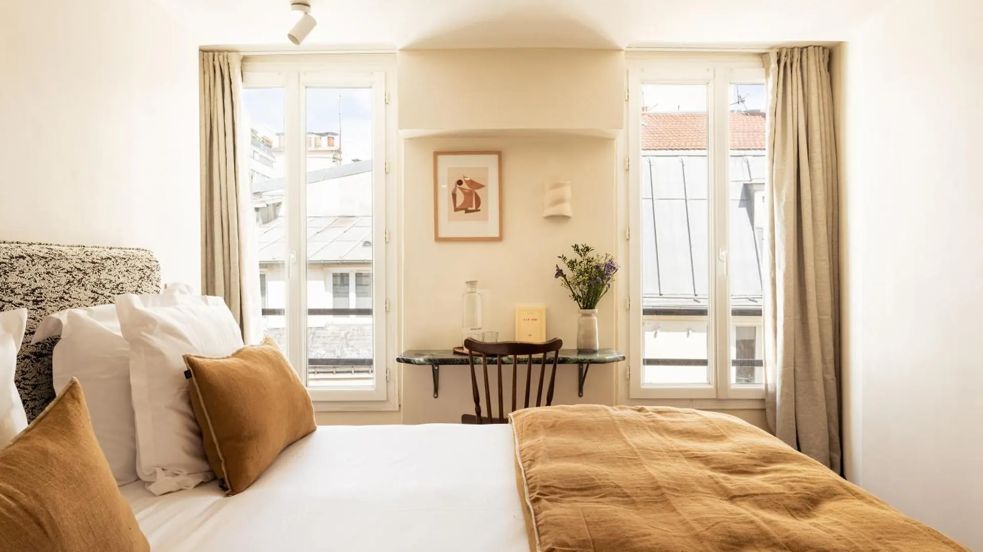 ***  Hotel De La Gaite Paris Frankrike