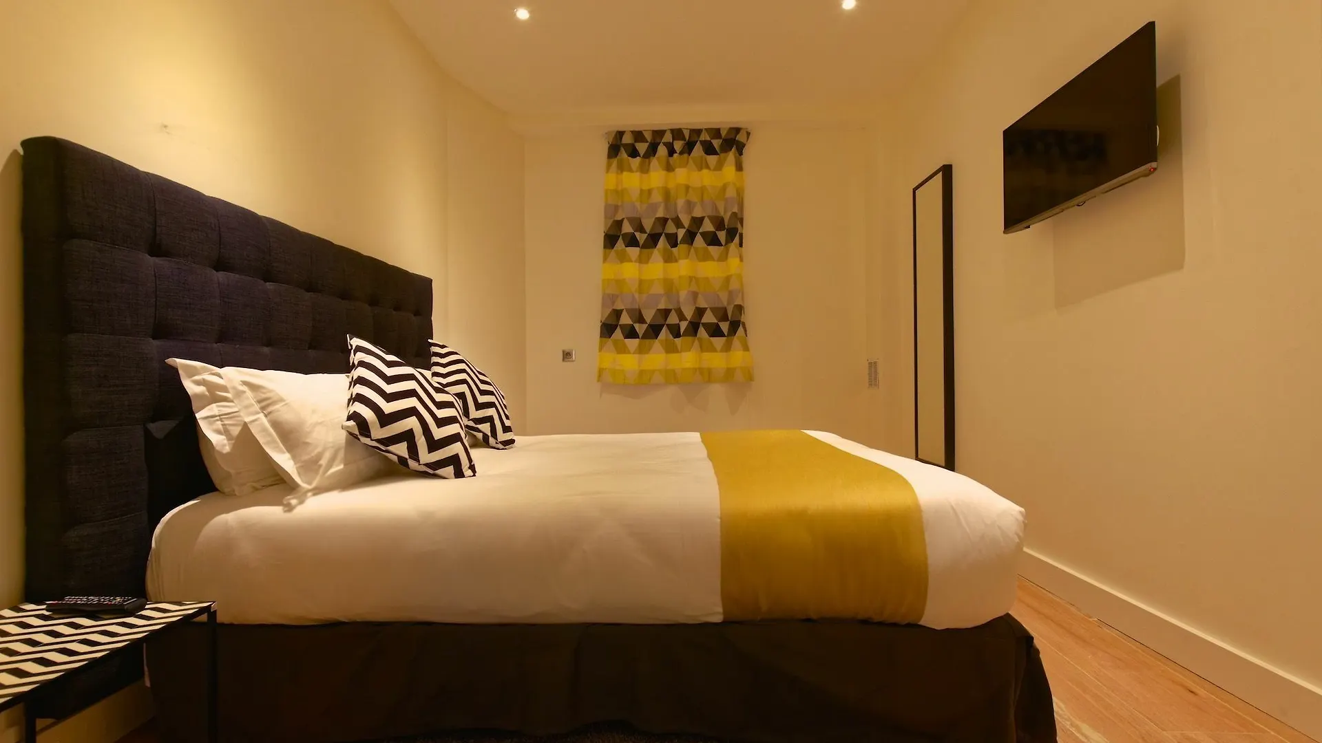 Hotel De La Gaite Paris